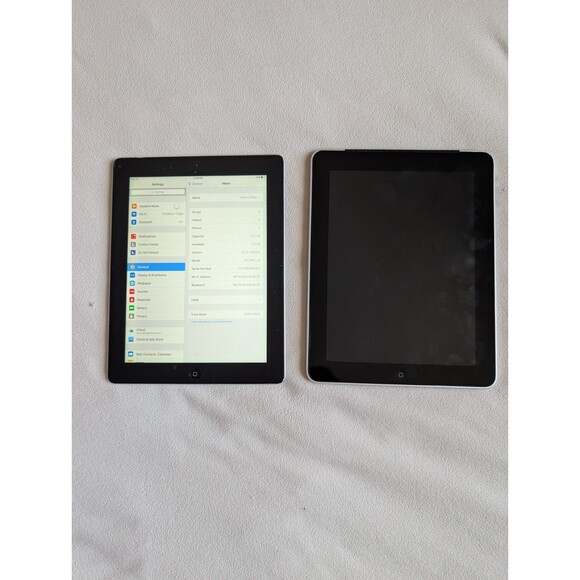 Lot Of 2 Apple iPad (3rd Generation) A1416 16 GB And A1337 (1st Generation) - Picture 1 of 10
